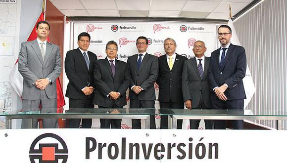 Pro Inversión adjudicó Línea de Transmisión 220 kV en Puno
