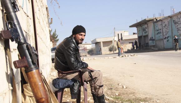 Los rebeldes sirios se consumen en su propia guerra