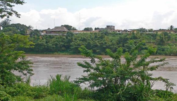 Canoa volcó en río Huallaga: hay un hombre desaparecido