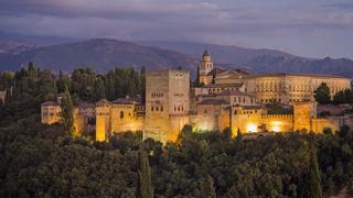 La Alhambra: Conoce los mensajes ocultos de esta joya española