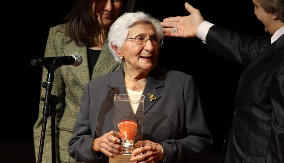 Élide Amelia Pinasco D’Onofrio entró algo tarde a la actuación. Tuvo su primera experiencia actuando a los 41 años, cuando se inscribió junto a su esposo, Aldo Brero, en los cursos que Luis Álvarez, Pablo Fernández y Ricardo Blume daban para Asociación de Artistas Aficionados.  (Foto: EFE)