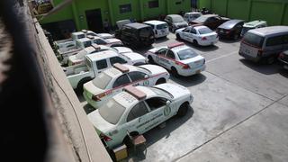 Patrulleros y motos abandonados en comisarías de Lima [FOTOS]