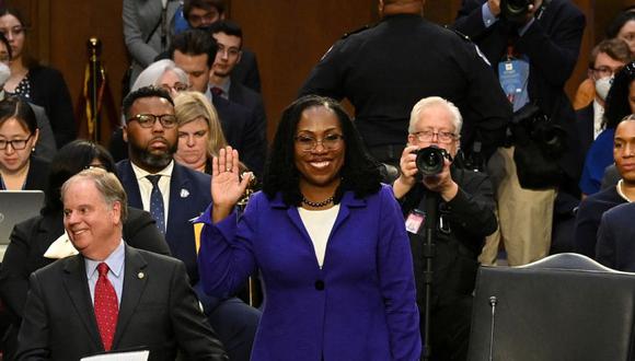 Supreme Court nominee Ketanji Brown Jackson is sworn in during her Senate Judiciary Committee confirmation hearing on Capitol Hill in Washington, Monday, March 21, 2022.   Mandel Ngan /Pool via REUTERS