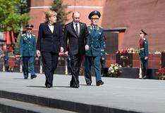 Segunda Guerra Mundial: Merkel y Putin homenajean a caídos en Rusia