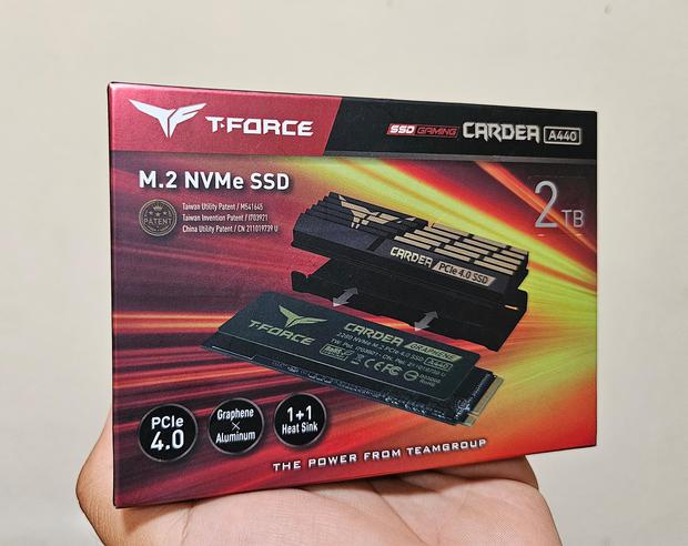 M.2 NVMe T-Force A440.
