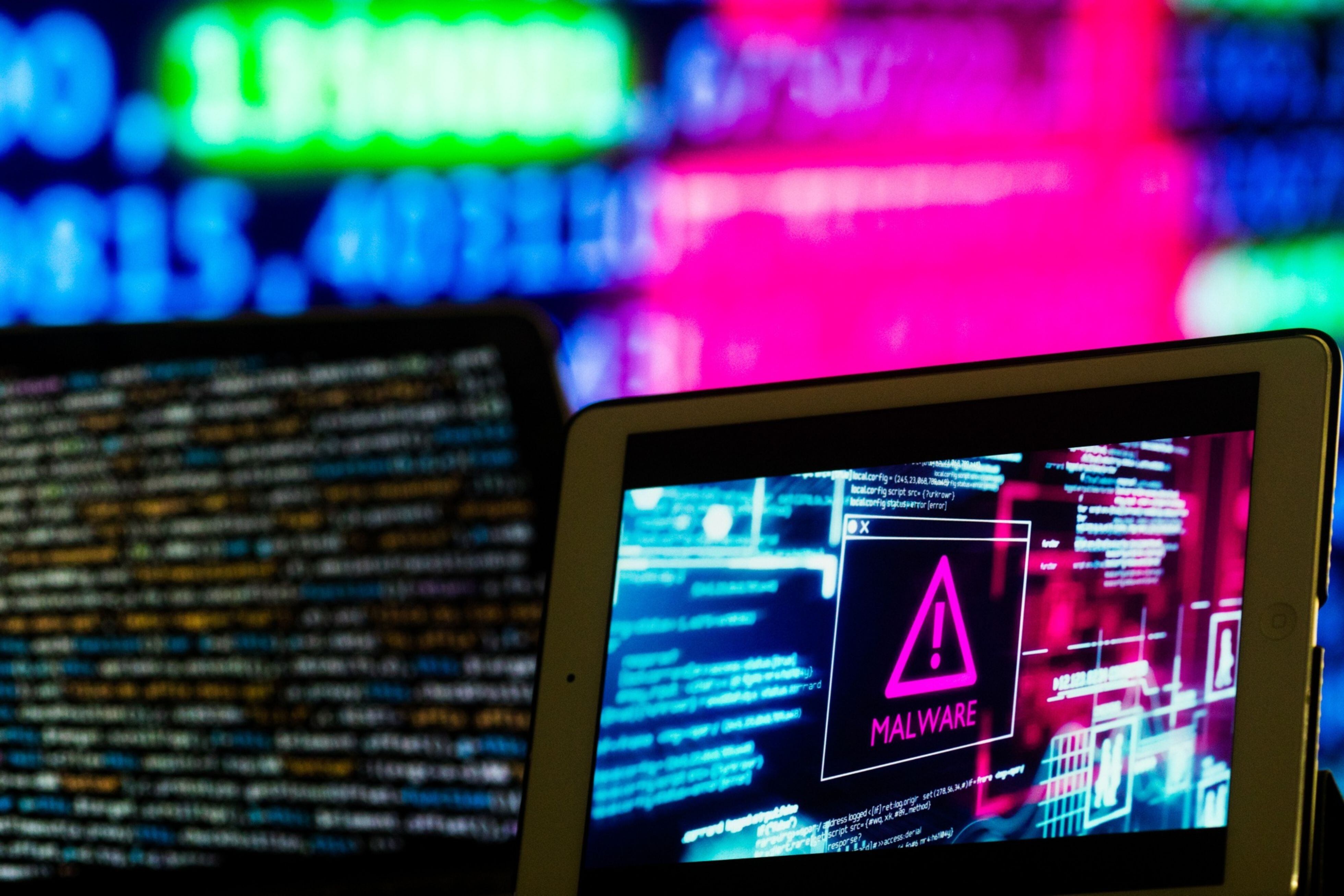 Whether through Malware or DDoS attacks, the objective of cyberattacks was none other than to generate chaos and disable platforms and equipment.  (Photo: Chris Ratcliffe/Bloomberg)