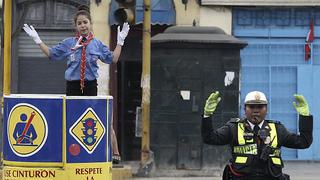 Los scouts toman las calles de Lima para dirigir el tránsito