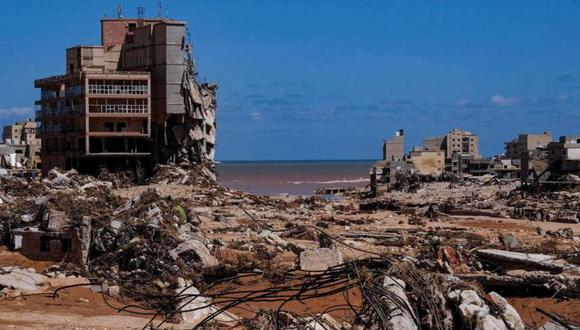 Las inundaciones arrasaron con la ciudad portuaria de Derna, en Libia. (Reuters).