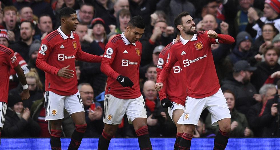 Manchester United venció 2-1 Manchester City en Old Trafford. (Foto: AFP)