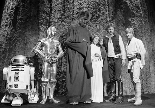 Aunque durante mediados de los 80 y comienzos de los 90 firmó algunas de sus mejores actuaciones en cintas como "Witness", "Presumed Innocent", "Regarding Henry" o "The Fugitive", siempre se le relacionará con "Star Wars".