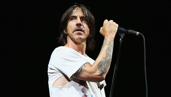Anthony Kiedis es el vocalista de Red Hot Chili Peppers. Hoy tiene 61 años.