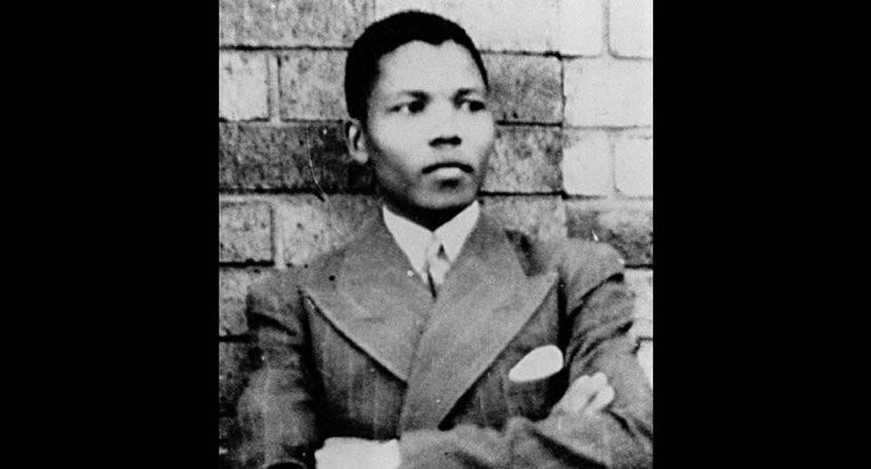 Nelson Mandela en una foto de archivo.