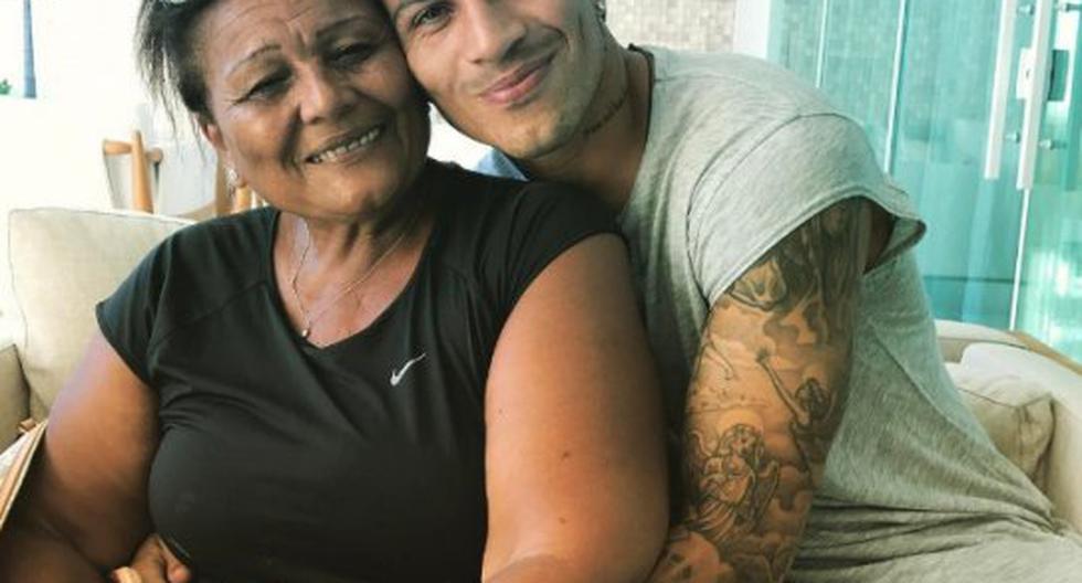 Paolo Guerrero dedica emotivo mensaje a Doña Peta por el Día de la Madre. (Foto: Instagram oficial)