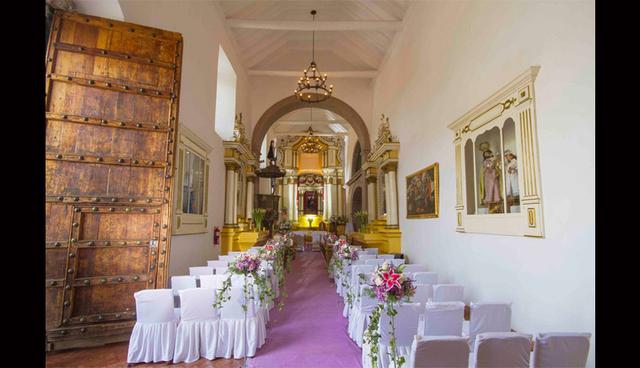 El hotel cuenta con una bella capilla de estilo colonial. (Foto: Facebook/ Belmond Palacio Nazarenas)