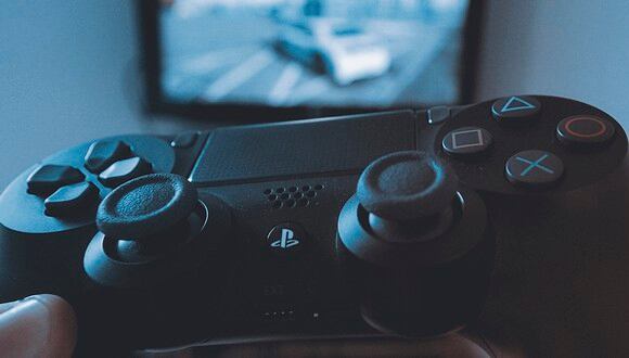 FBI investiga a un hombre que presuntamente usaba su PlayStation 4 para vender cocaína. (Pexels)