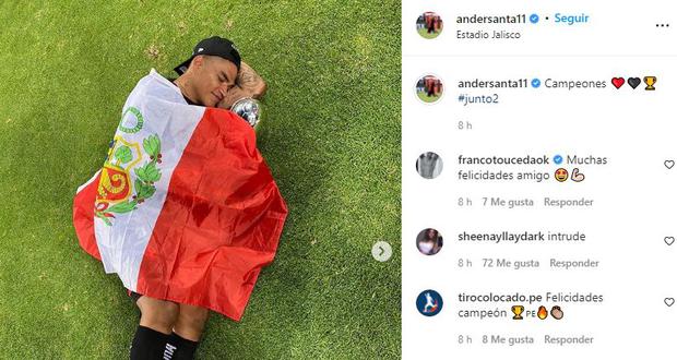 Anderson Santamaría festejó sobre la cancha del estadio Jalisco. (Foto: Captura de Instagram)