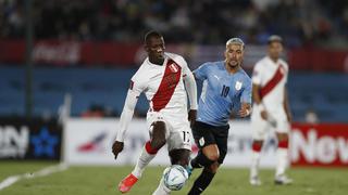 Escándalo en Montevideo: el VAR no revisó posible gol a Perú y perdió 1-0 ante Uruguay