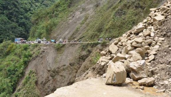 Arequipa: se registra un deslizamiento de piedras tras sismo en Puno