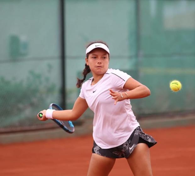 Lucciana Pérez participó en el Wimbledon Junior 2022. (Foto: Federación de Tenis)