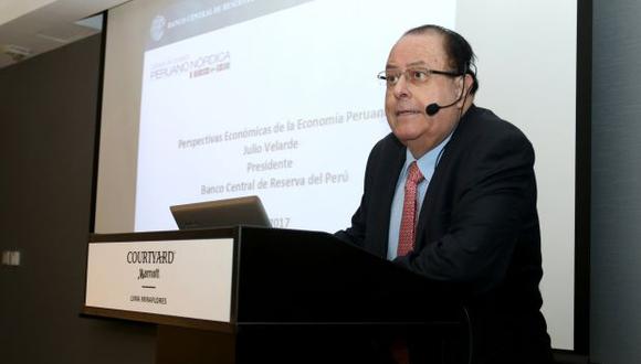 Julio Velarde, presidente del BCR, sostuvo que el escenario global es positivo para el crecimiento.