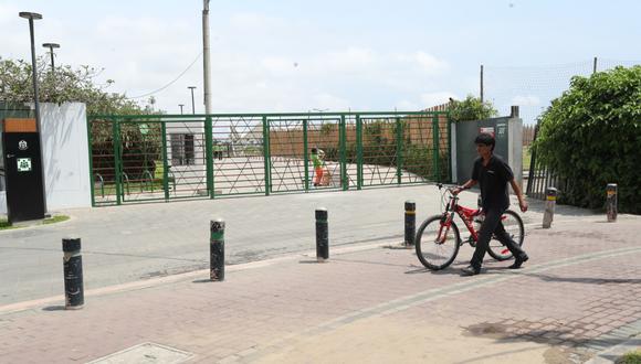 Hoy los ciclistas van hasta la Avenida del Ejército para cruzar los malecones de Miraflores y San Isidro. (Foto: Rolly Reyna/El Comercio)