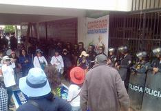 Junín: maestros continúan paro indefinido con bloqueo de vías en Huancayo
