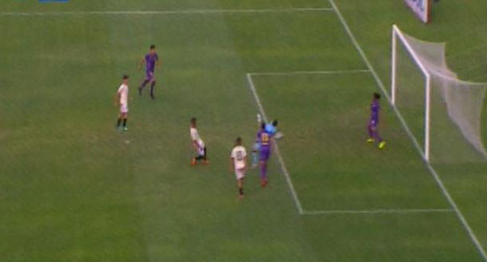 Roberto Siucho falló una clara situación de gol al final del partido | Foto: captura