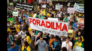 Brasil: Unas 10.000 personas marchan contra Dilma Rousseff