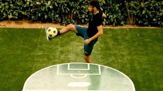 'Fut Toc': Neymar practica deporte que junta fútbol y ping pong