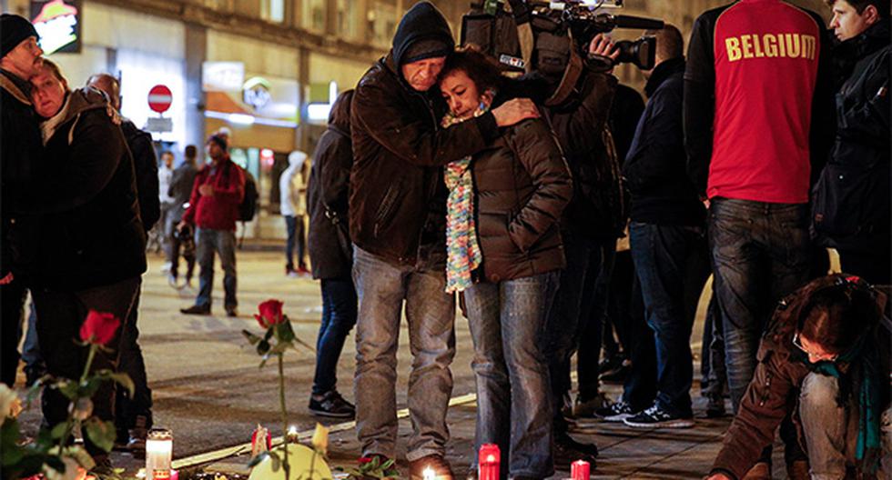Bélgica llora a sus muertos tras atentados terroristas perpetrados en Bruselas, que dejaron al menos 34 muertos. (Foto: EFE)
