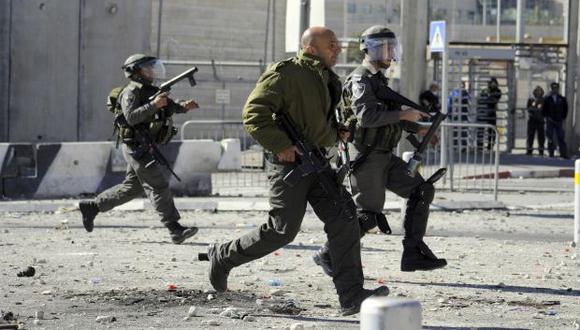 Palestino apuñala a soldado israelí en Tel Aviv