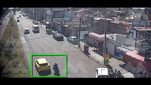 Moto y auto iban peleando antes del accidente donde murió un niño de 7 años en México. (Captura de video),