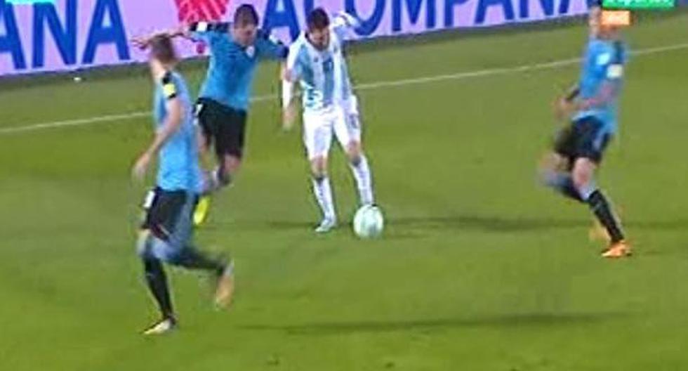 Argentina soportó la presión de Uruguay y Lionel Messi terminó con la manga rota. (Video: MovistarTV - YouTube)