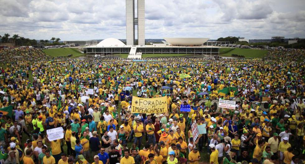 Protesta contra Dilma Rousseff. (Foto: EFE)