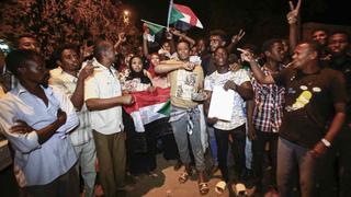 Sudán, de la alegría por la caída de Omar al Bashir a la rabia contra la junta militar | FOTOS