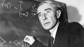 Oppenheimer, la historia del genio perseguido que hizo detonar el mundo
