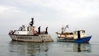 Trabajadores pesqueros se oponen a alza de derechos de pesca propuesto por Produce