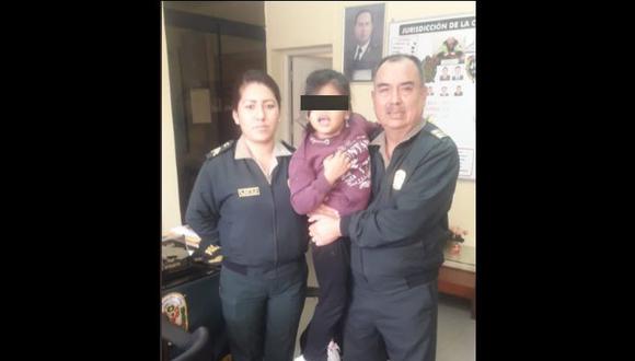 La menor fue llevada a la comisaría de Ate. (Foto: Captura/América Noticias)
