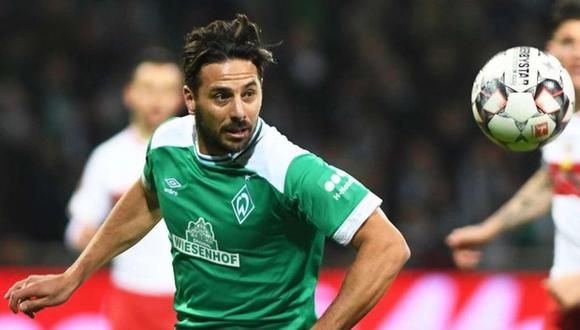 Claudio Pizarro anotó el gol del empate 2-2 entre Werder Bremen y el Dortmund por la Bundesliga. Sin querer, el peruano le dio una mano al Bayern Múnich, quien va por título del torneo (Foto: AFP)