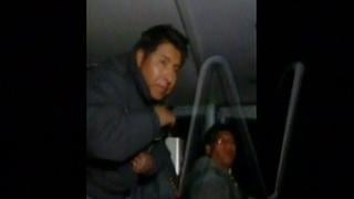 Chofer de bus manejaba ebrio pero pasajeros le quitaron llaves