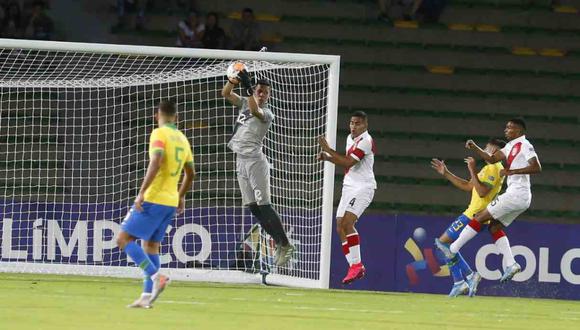 Renato Solis, portero de Perú, se siente culpable por el gol de Brasil. (Foto: Violeta Ayasta - GEC)