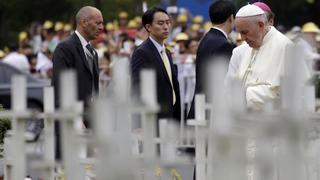 El Papa rezó en un cementerio de fetos abortados en Seúl