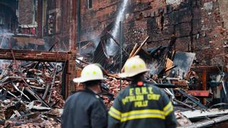 Incendio en Nueva York: Hallan 2 muertos en edificio colapsado