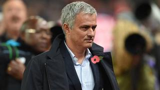 José Mourinho, suspendido un partido por protestar a un árbitro