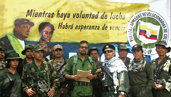 Iván Márquez (al centro) en una imagen publicada el 29 de agosto de 2019. (AFP).