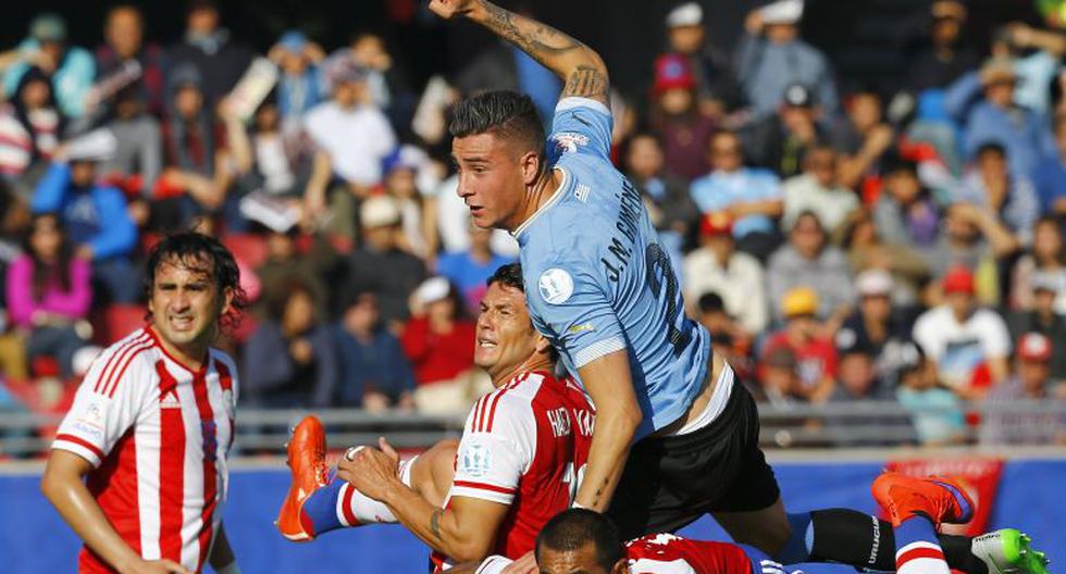 El momento del gol uruguayo. (Foto:EFE)