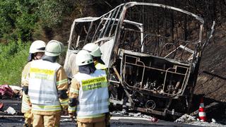 Alemania: 18 muertos en accidente deautobús turístico [VIDEO]