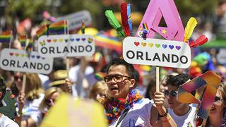 Estados Unidos: Recuerdan a víctimas de Orlando en desfiles gay