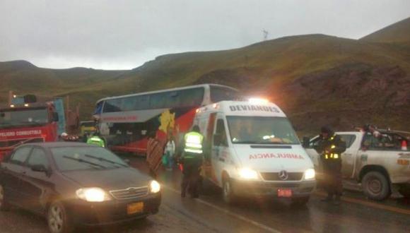 Personal de la policía evacuó a los heridos hacia el hospital de La Oroya, quienes actualmente vienen recuperándose (Foto: Junior Meza)
