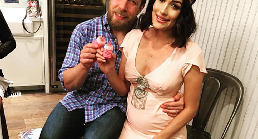 Daniel Bryan y Brie Bella confirmaron el sexo de su futuro bebé | Foto: Instagram